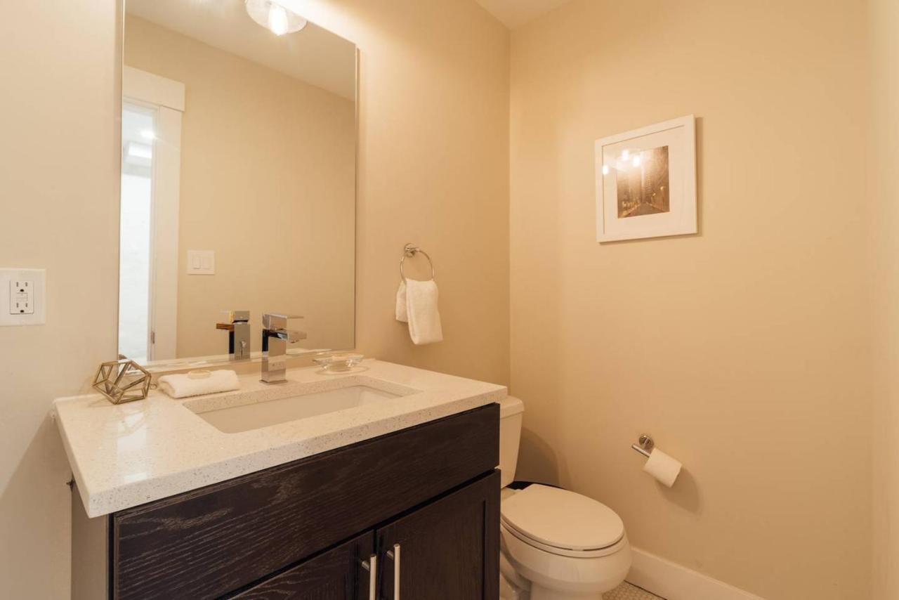 Renovated & Modern Home In Downtown Philly Philadelphia Exterior photo