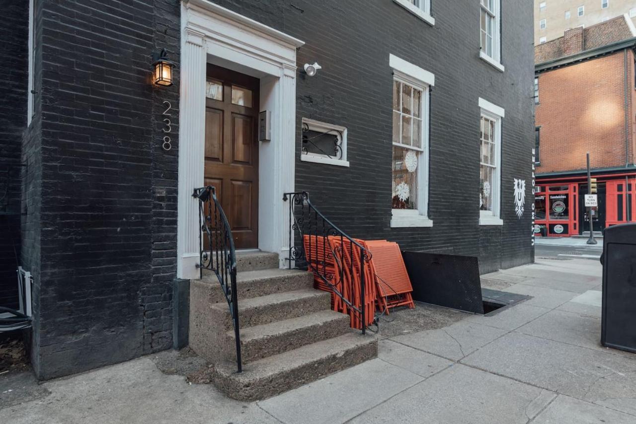 Renovated & Modern Home In Downtown Philly Philadelphia Exterior photo